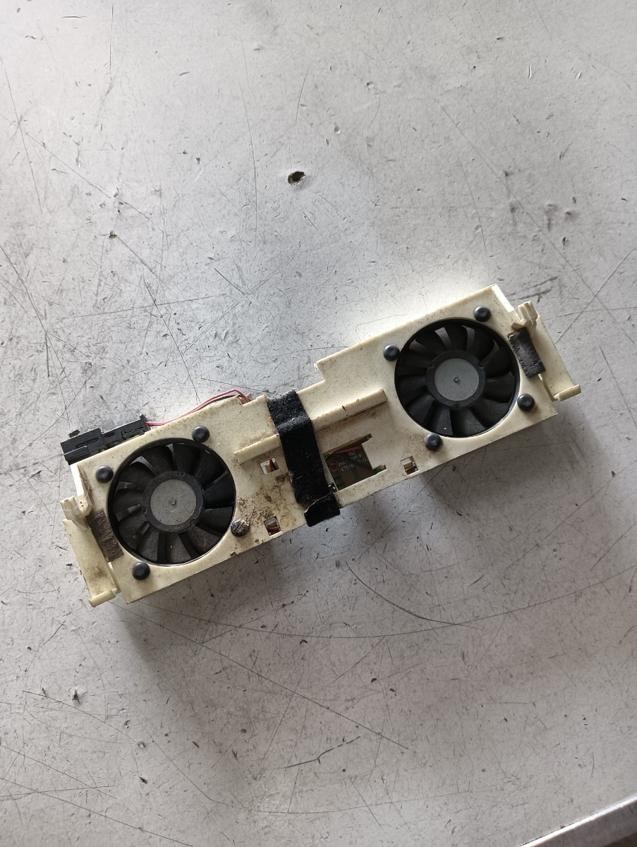 Ventilator cd player  PEUGEOT 407 (6D_) [ 2004 - > ]