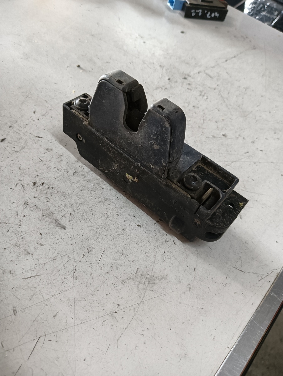 Broasca haion PEUGEOT 407 (6D_) [ 2004 -> ] OEM 965320808b – foto 2