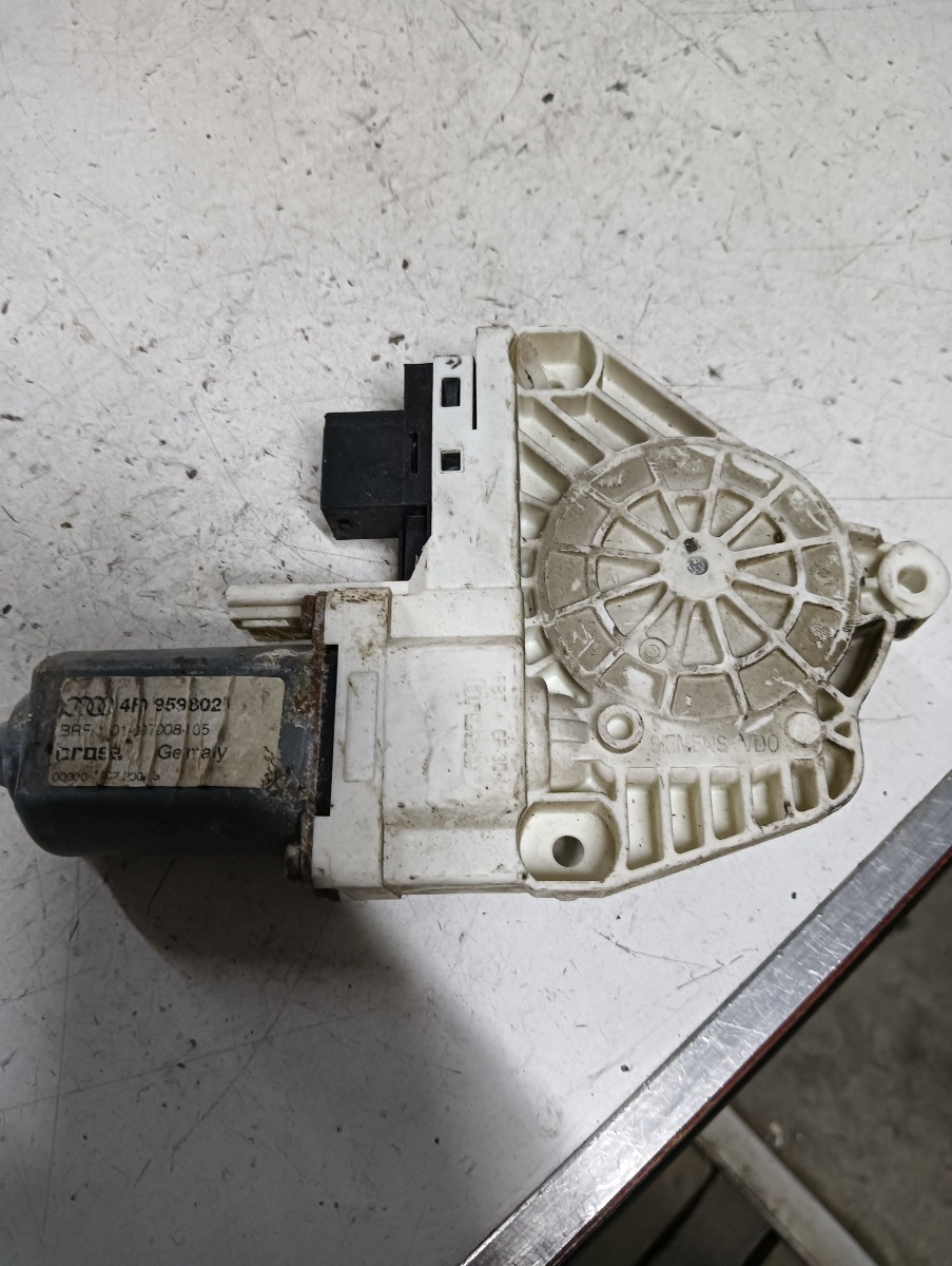 Motoras geam pivotant dreapta fata AUDI A6/S6 III Saloon (4F2, C6) [ 2004 - 2011 ] OEM 4f0959802b
