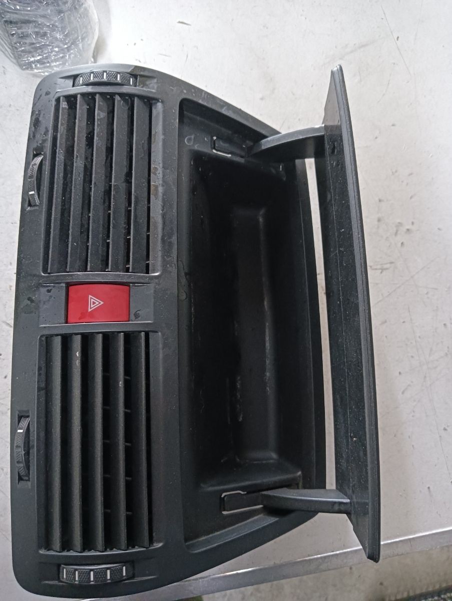 Guri ventilatie central SKODA OCTAVIA II Combi (1Z5) [ 2004 - 2013 ]