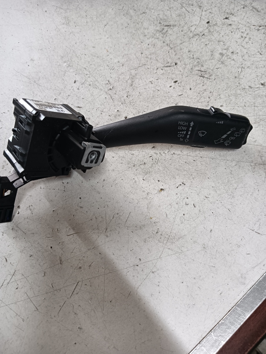 Maneta stergatoare  SKODA OCTAVIA II Combi (1Z5) [ 2004 - 2013 ] OEM 1k0953519j
