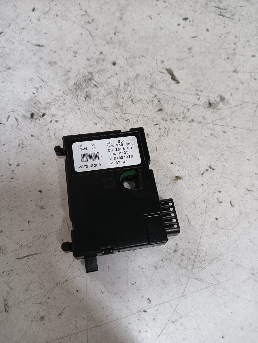Senzor unghi volan SKODA OCTAVIA II Combi (1Z5) [ 2004 - 2013 ] OEM 1k0959654
