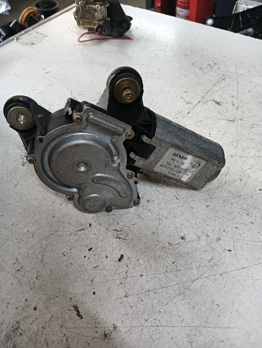 Motoras stergator haion FIAT IDEA (350_) [ 2003 - > ] OEM 7030c757