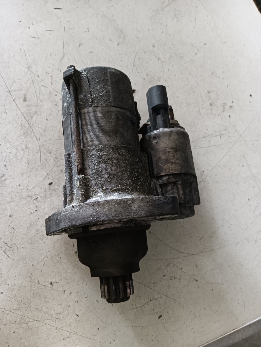 Electromotor VOLKSWAGEN PASSAT Variant (3C5) [ 2005 - 2011 ] TDI (BMP) 103KW|140HP OEM 2m911123n