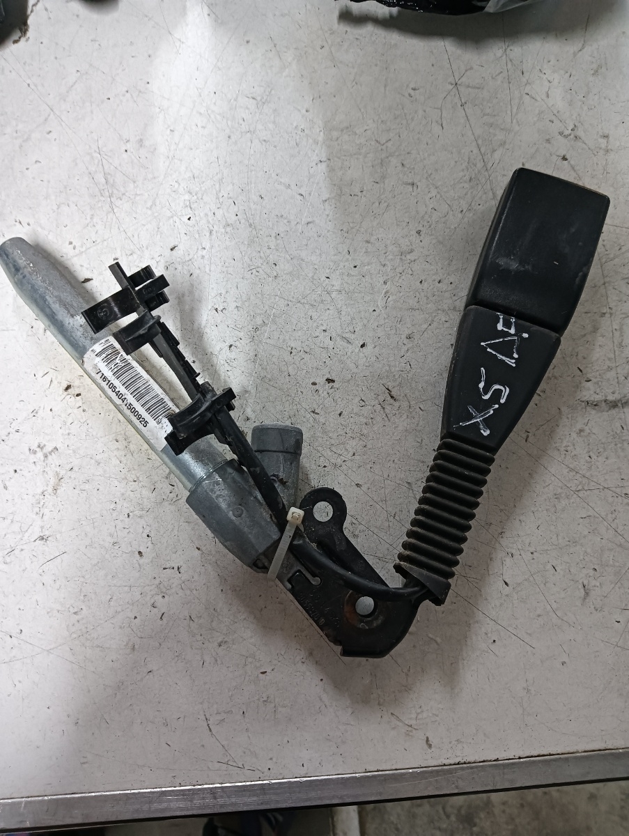 Pretensionare  dreapta fata BMW X5 II (E70) [ 2006 - 2013 ]