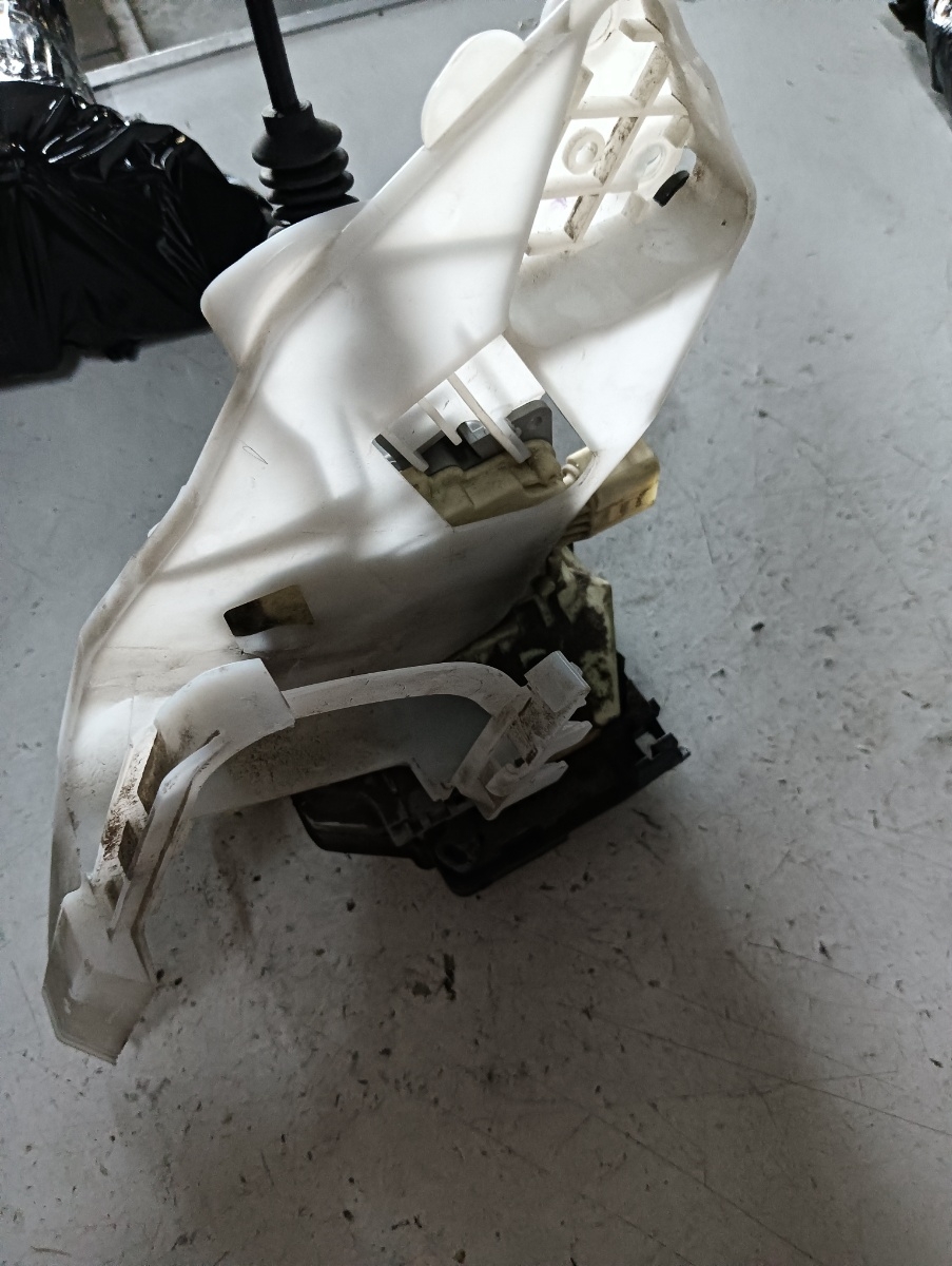 Broasca usa dreapta spate VOLKSWAGEN PASSAT Variant (3C5) [ 2005 - 2011 ] – foto 2