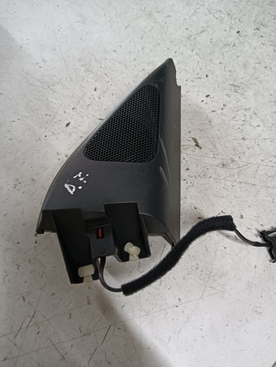 Tweeter  dreapta fata VOLKSWAGEN PASSAT Variant (3C5) [ 2005 - 2011 ]