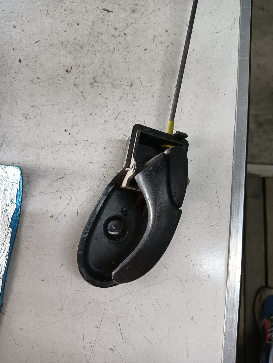 Broasca usa dreapta fata FORD FOCUS Hatchback  (DAW, DBW) [ 1998 - 2007 ] – foto 3