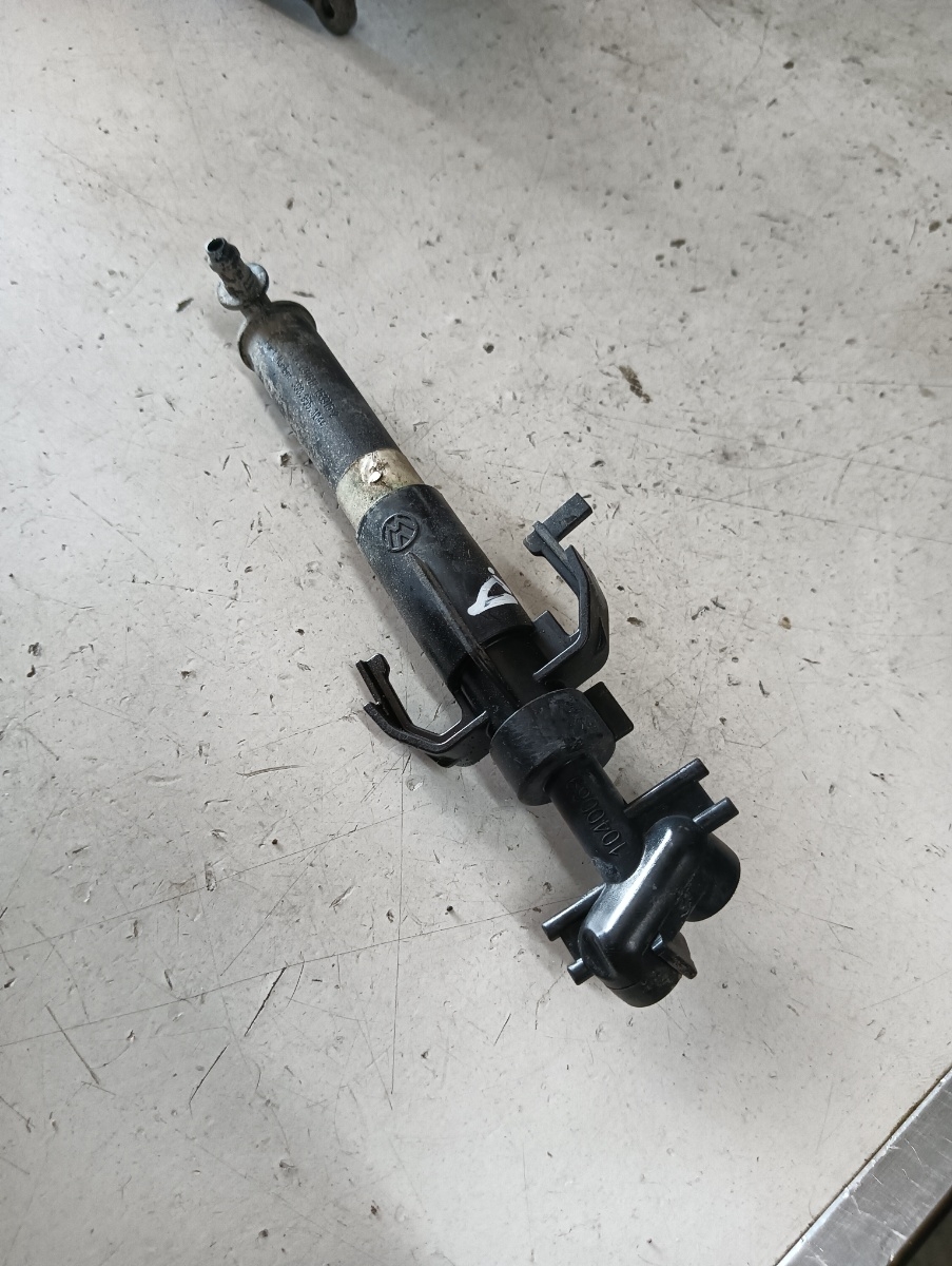 Spalator far dreapta fata VOLKSWAGEN PASSAT 3G2 2014 - > – foto 2