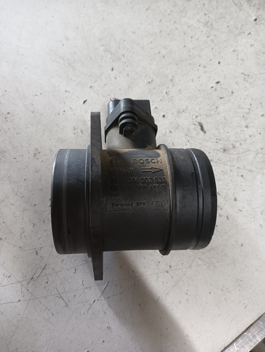 Debitmetru aer  VOLKSWAGEN GOLF V Variant (1K5) [ 2007 - 2009 ] TDI (BLS, BXE) 77KW|105HP OEM 0281002531