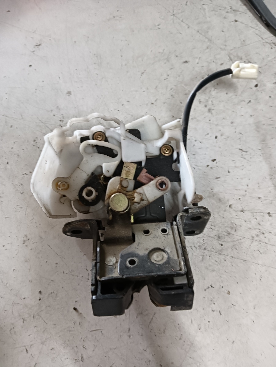 Broasca haion MAZDA 6 GG 2002 - 2008 – foto 2