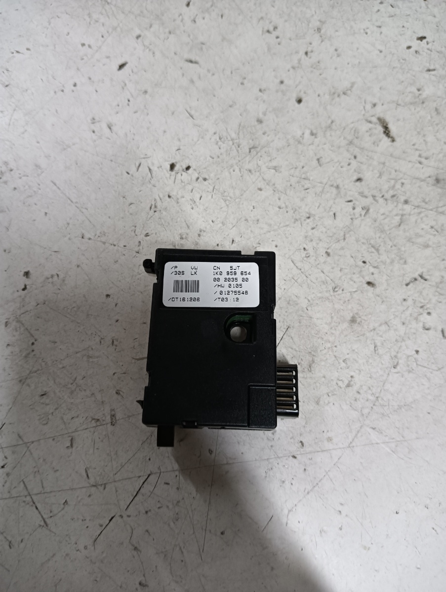 Senzor unghi volan VOLKSWAGEN GOLF V Variant (1K5) [ 2007 - 2009 ] OEM 1k0959654