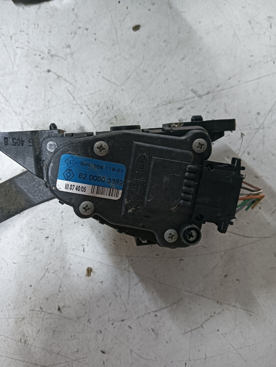 Pedala acceleratie  RENAULT LAGUNA II (BG0/1_) [ 2001 - 2007 ] OEM 8200003392 – foto 2