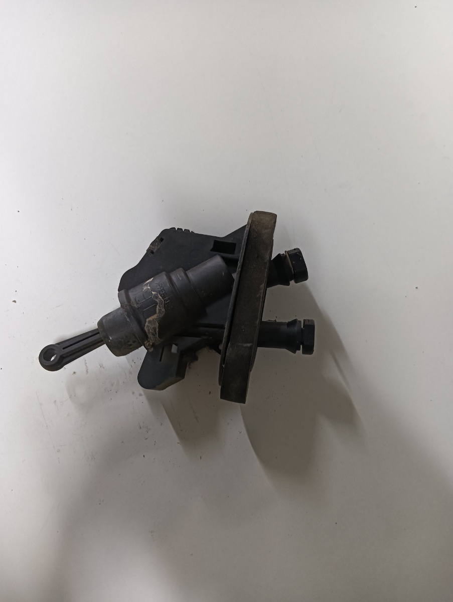 Pompa ambreiaj MAZDA 2 2004>