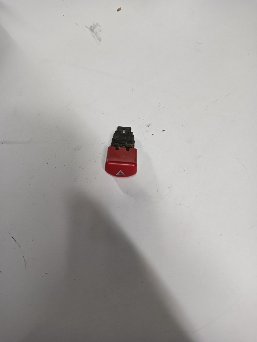Buton avarie NISSAN MICRA III K12 2002 - 2010