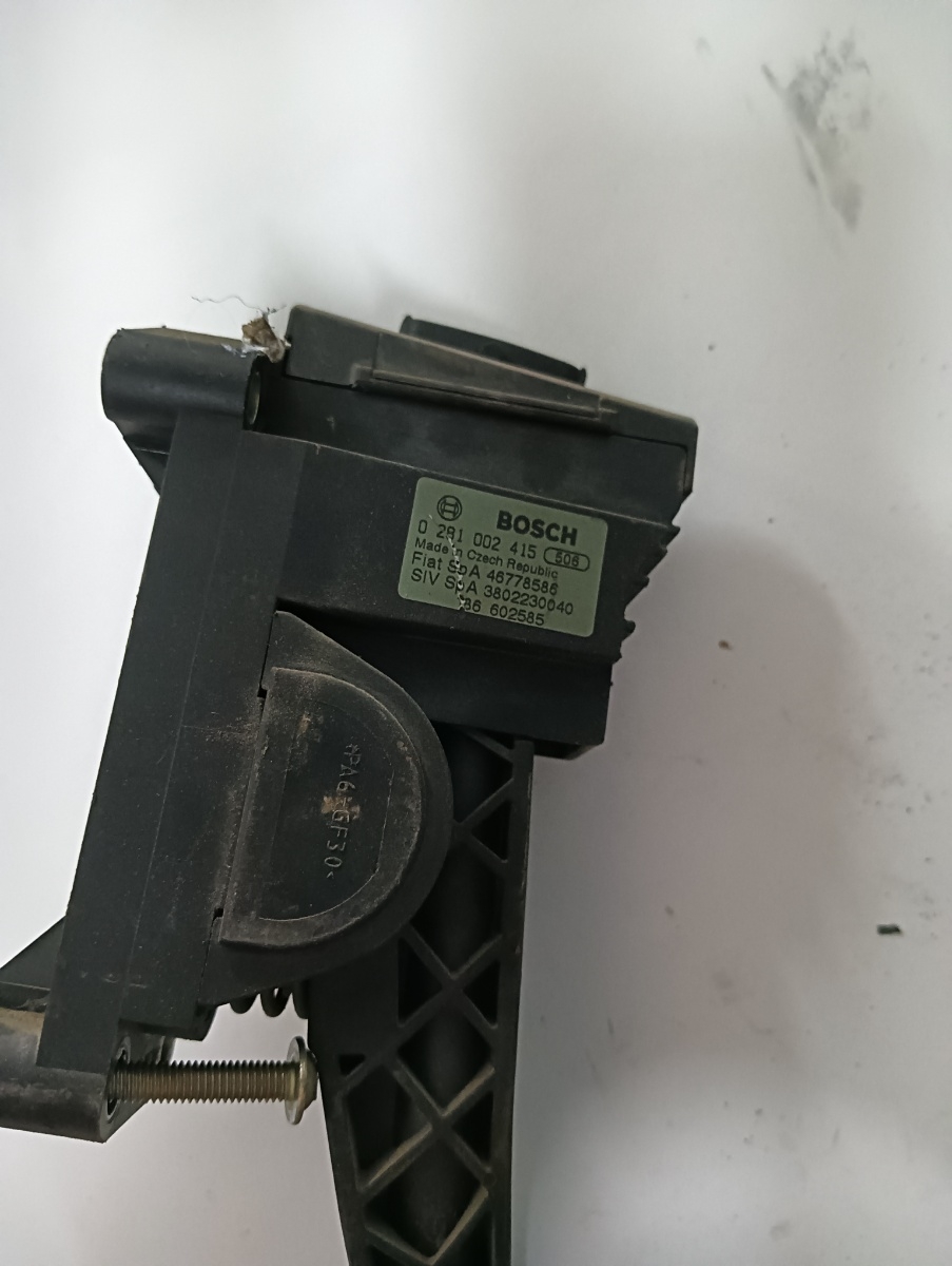 Pedala acceleratie  FIAT DOBLO MPV 119, 223 2001 - > 0281002415 – foto 2