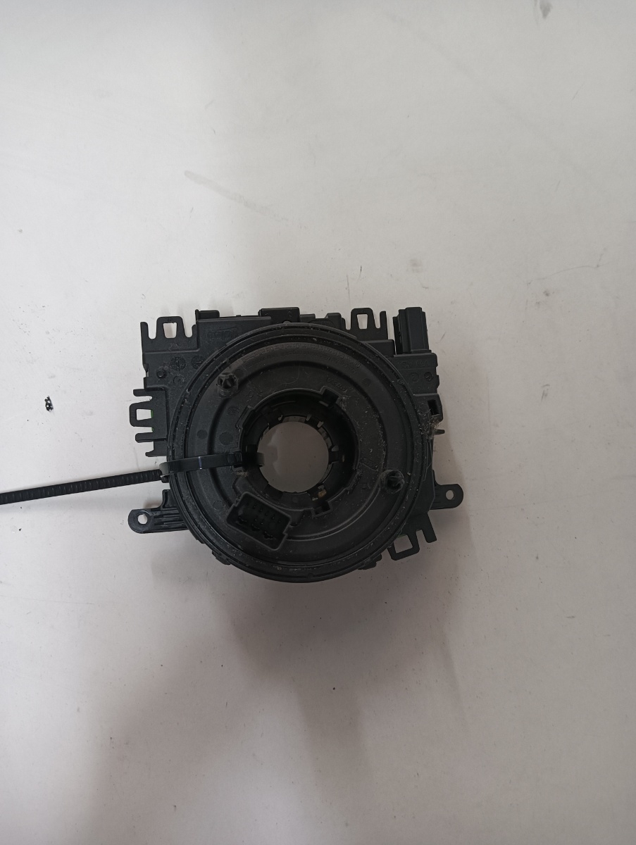 Spirala/bobina airbag (inel SRS) VW (SVW) PASSAT B8 2016 - > 5q0953569a