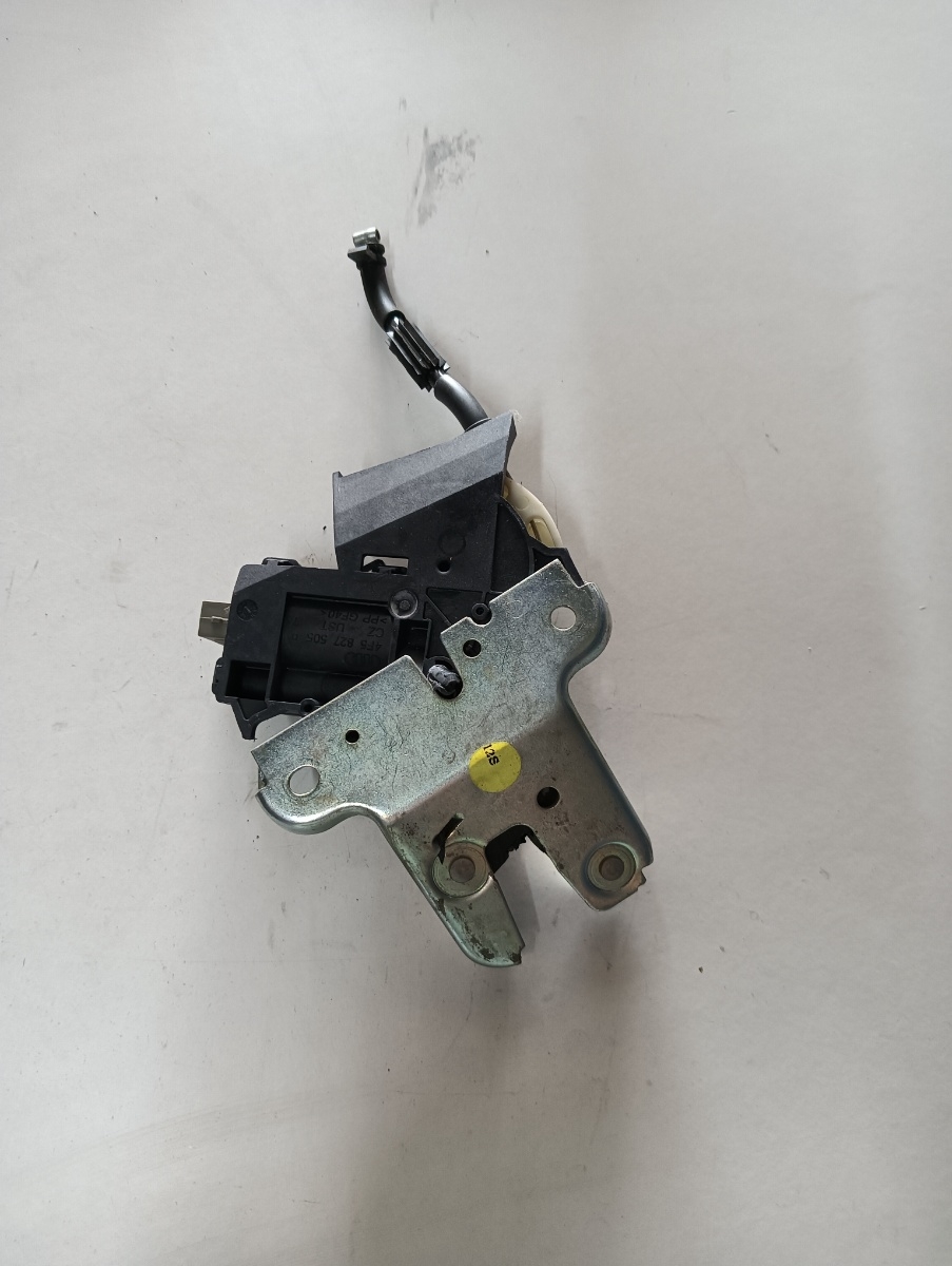 Broasca hayon/portbagaj AUDI A4 III Avant 8ED, B7 2004 - 2008 4f5827505d