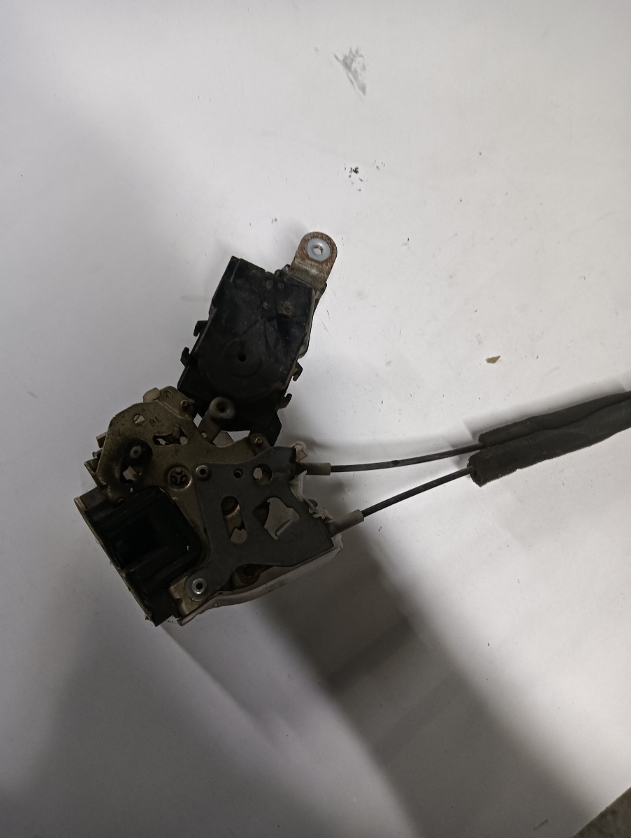 Broasca usa dreapta spate SUBARU FORESTER II SG 2002 - 2012