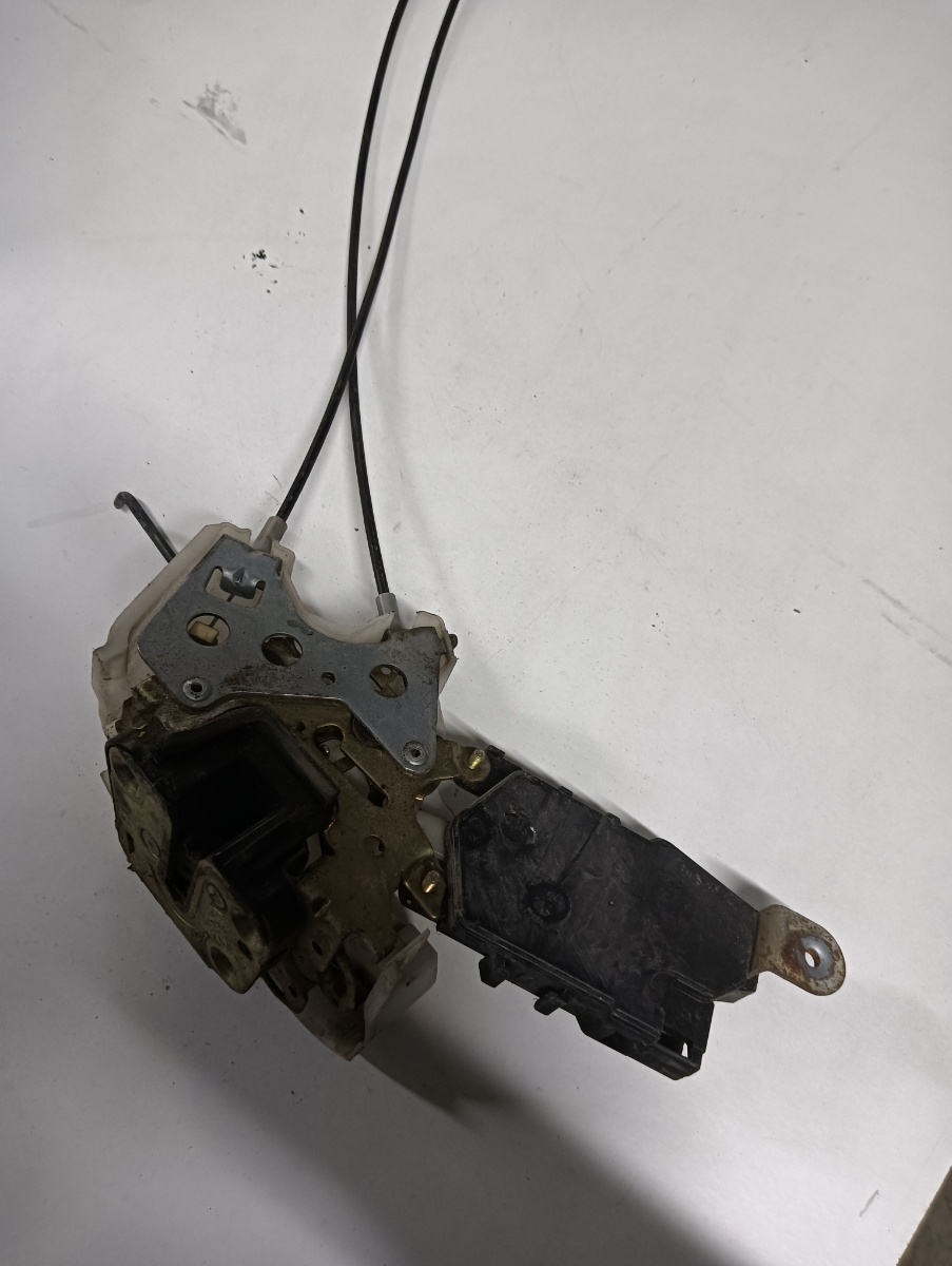 Broasca usa stanga spate SUBARU FORESTER II SG 2002 - 2012