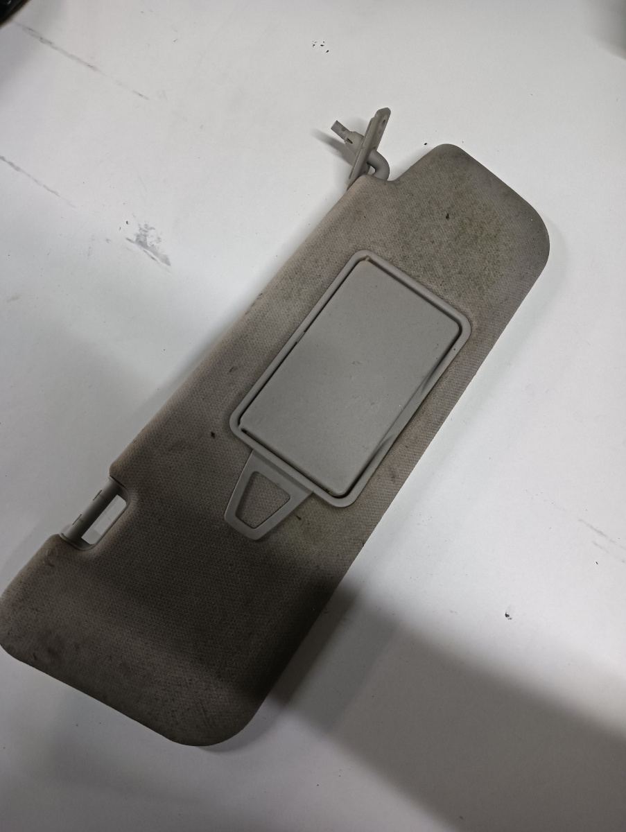 Parasolar dreapta fata MERCEDES-BENZ CLS C219 2004 - 2011