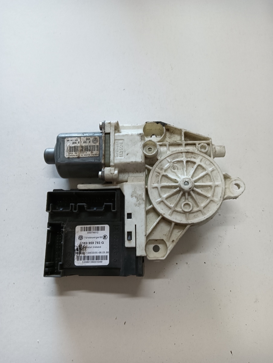 Motoras geam pivotant stanga fata VOLKSWAGEN GOLF V 1K1 2003 - 2009 1k0959793g