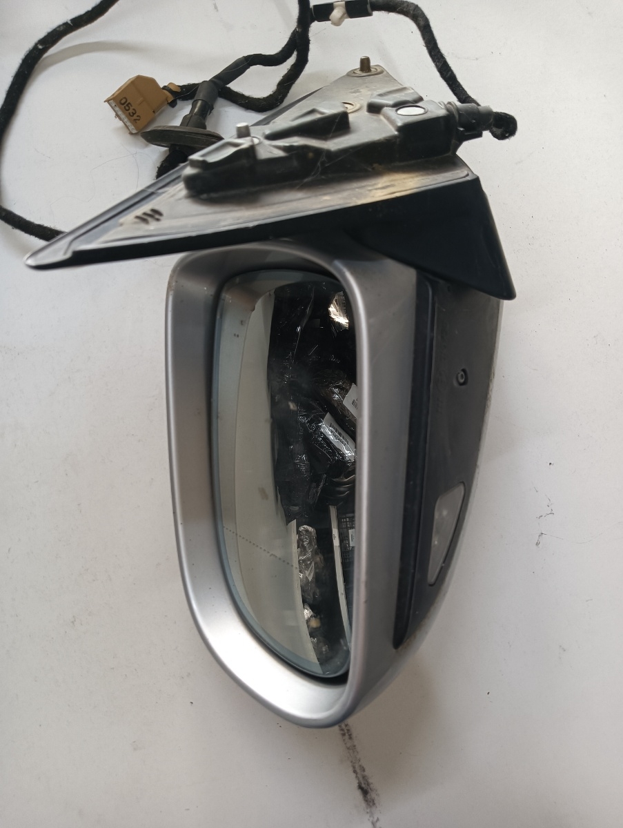 Oglinda stanga fata AUDI A8 II 4E2, 4E8 2002 - 2010
