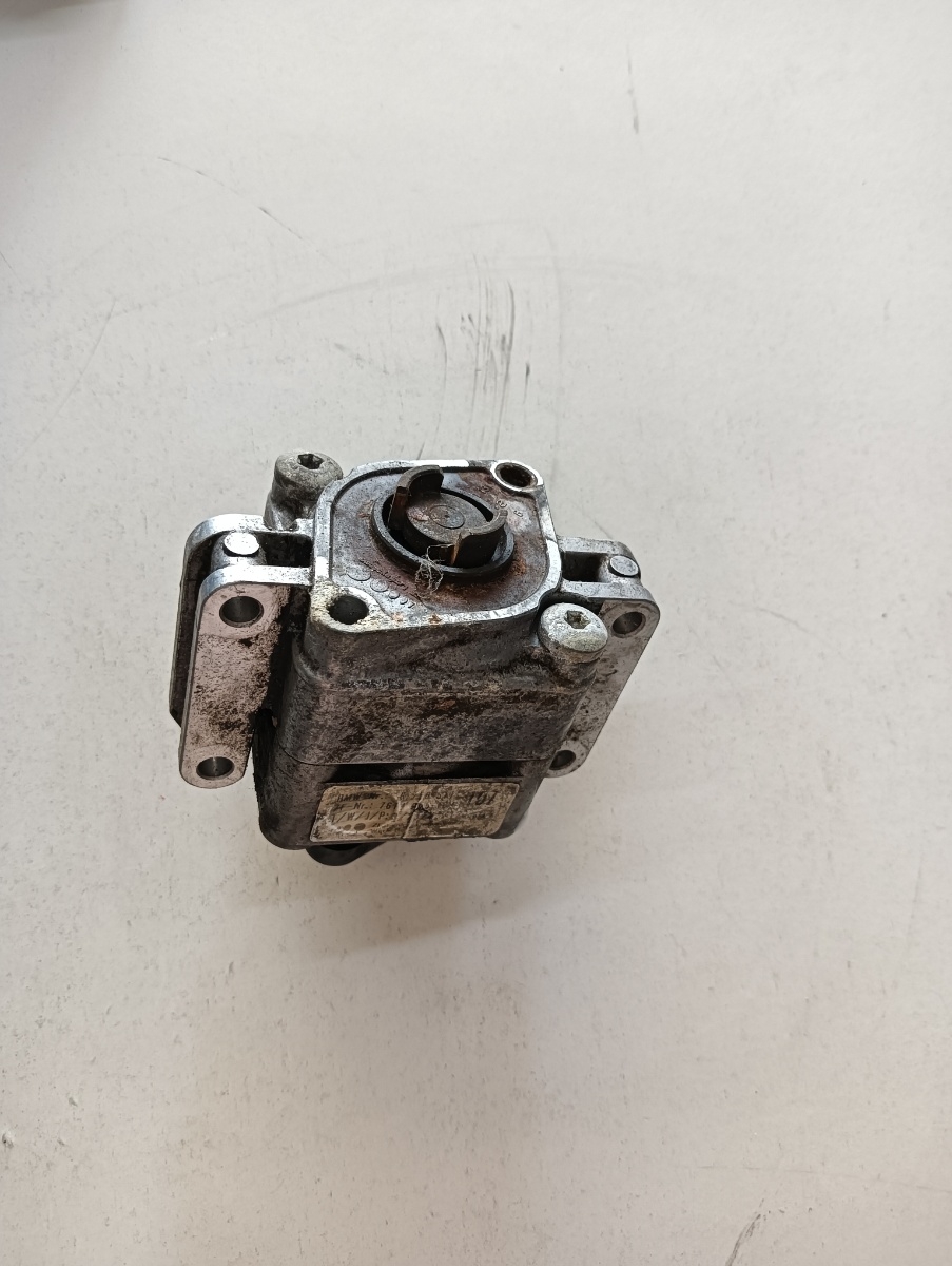 Pompa servo AUDI A8 II 4E2, 4E8 2002 - 2010 4.2 TDI quattro BVN