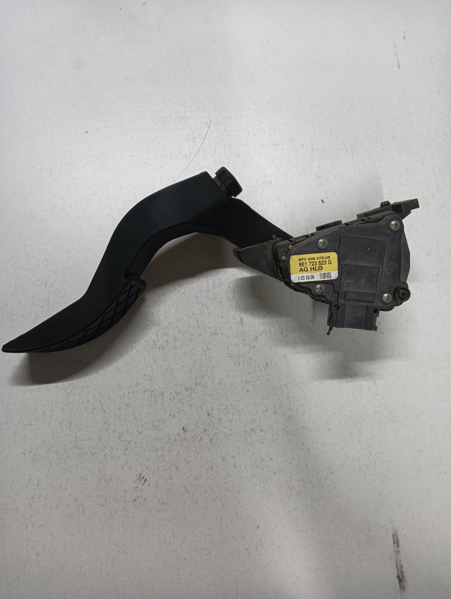 Pedala acceleratie  AUDI A4 III 8EC, B7 2004 - 2008 8e1723523g