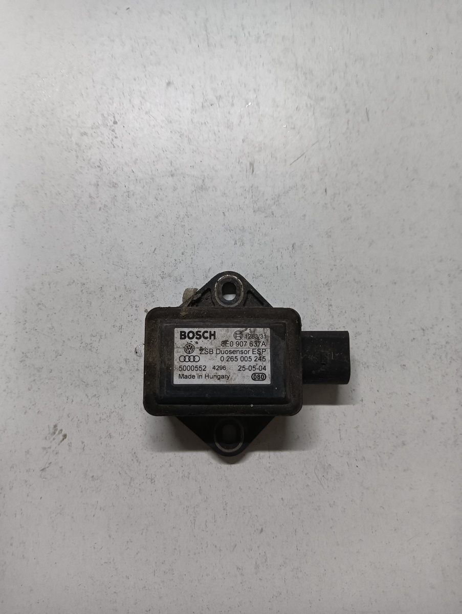 Senzor ESP de viteza la viraje AUDI A4 III 8EC, B7 2004 - 2008 8e0907637a