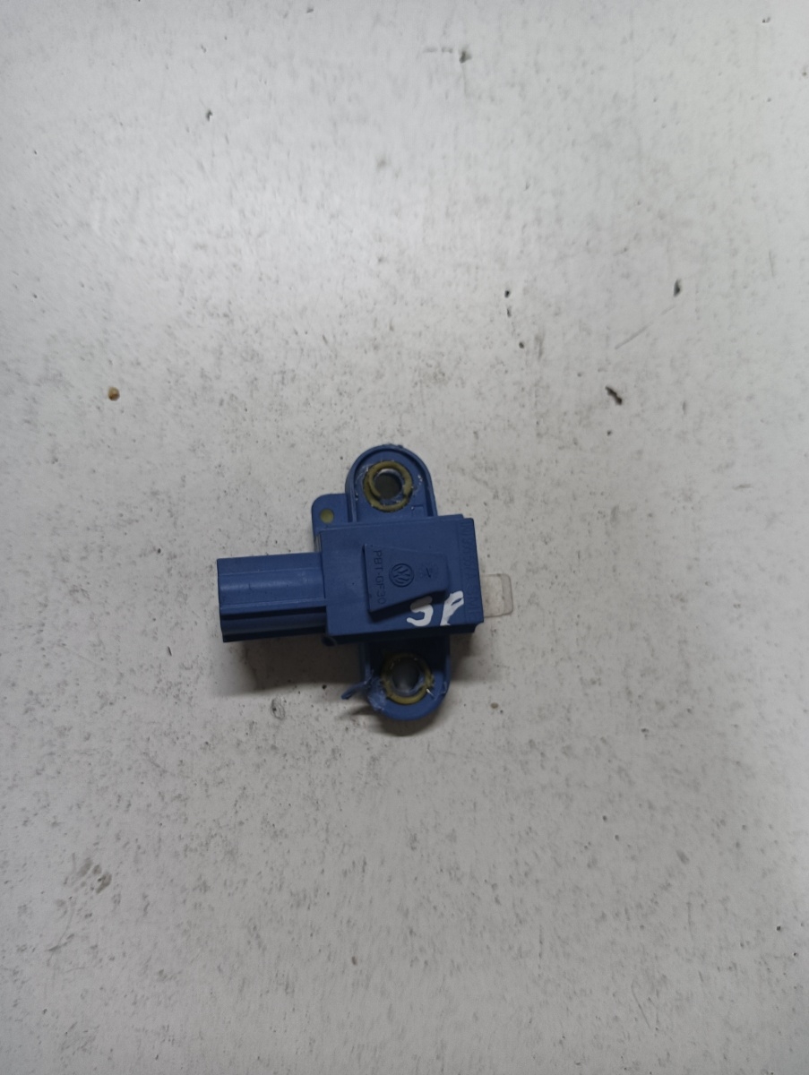 Senzor impact airbag  VOLKSWAGEN GOLF V Variant 1K5 2007 - 2009 1k0955557a