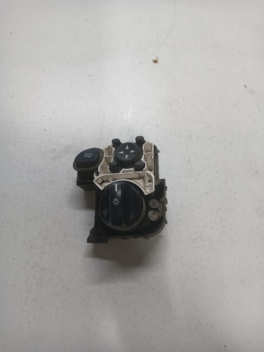 Bloc lumini MERCEDES-BENZ C-CLASS II W203  2000 - 2007 – foto 2
