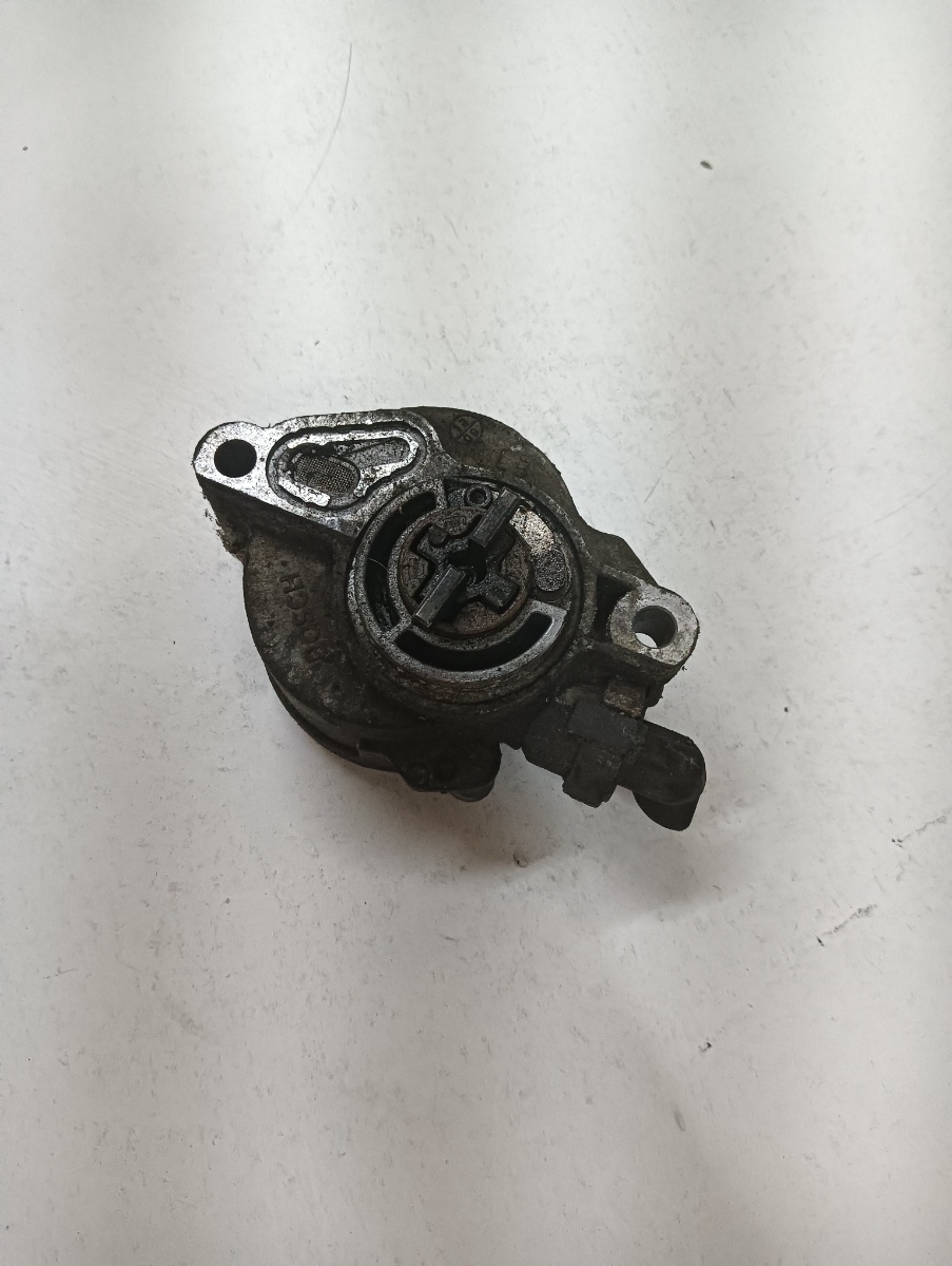 Pompa vacuum  CITROËN C4 Picasso I UD_ 2006 - 2013 1.6 HDi 9HY (DV6TED4), 9HZ (DV6TED4) – foto 2