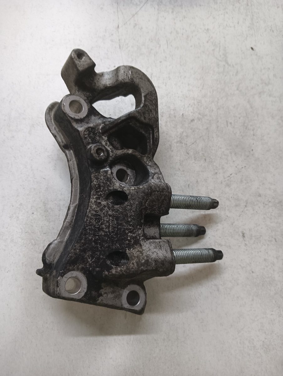 Suport motor FORD FIESTA VII 2017 - > 1.5 TDCi XUJC, XUJD, XUJE, XUJF, XUJG, XUJK, XUJL, XUJM, XUJN, XVJE Fm506030ab