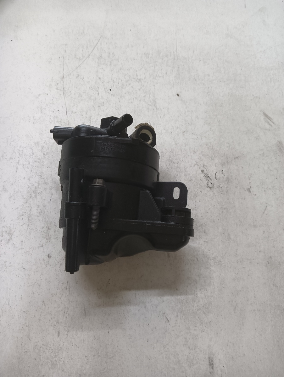 Carcasa filtru combustibil FORD FIESTA VII 2017 - > 1.5 TDCi XUJC, XUJD, XUJE, XUJF, XUJG, XUJK, XUJL, XUJM, XUJN, XVJE 96761334