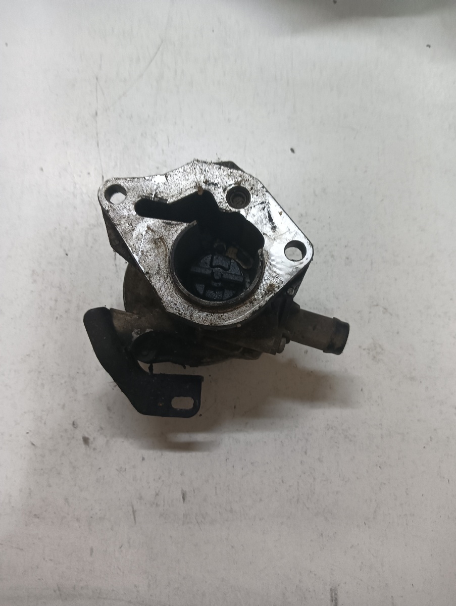 Pompa vacuum  RENAULT KANGOO Express FW0/1_ 2008 - > 1.5 dCi 75 K9K 608, K9K 628, K9K 808 006730300