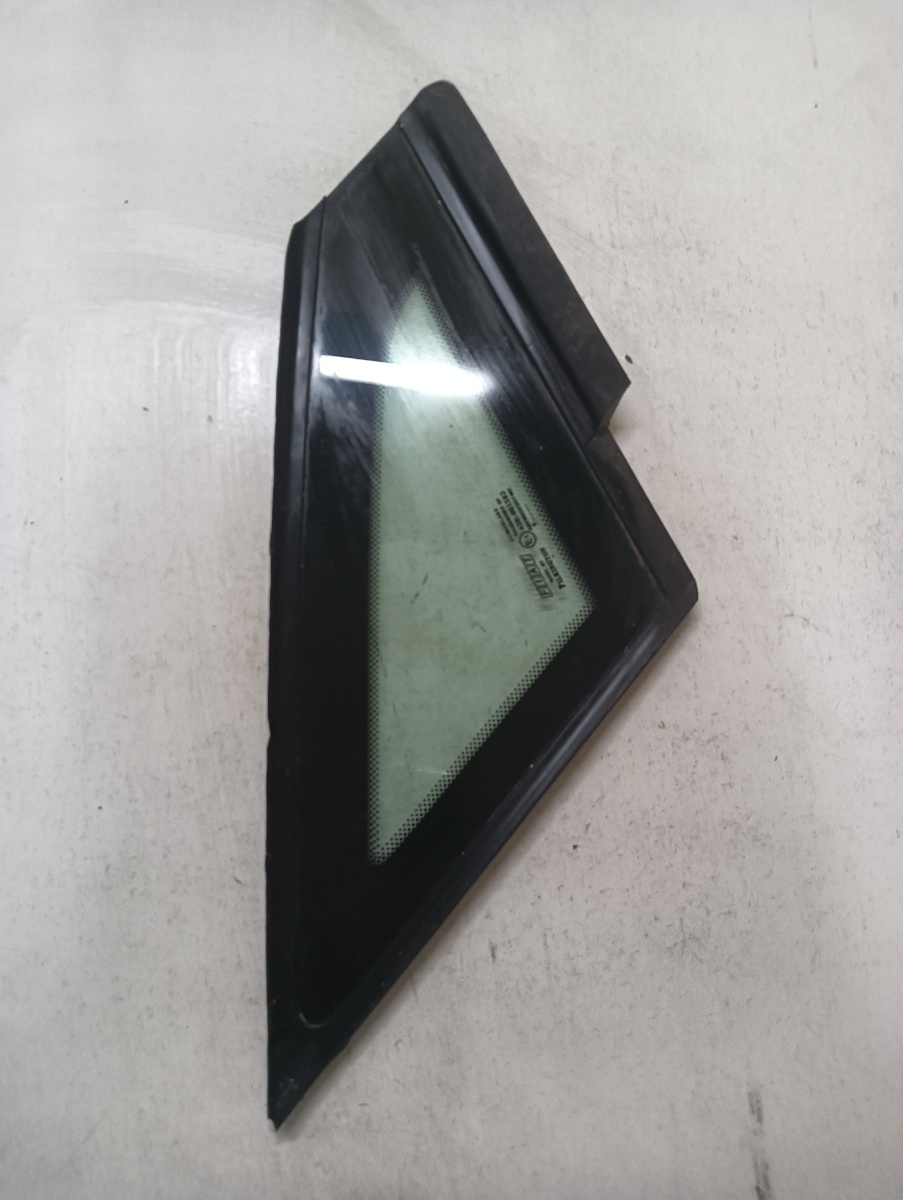 Geam fix fata dreapta fata FIAT DOBLO Cargo 223_ 2000 - >