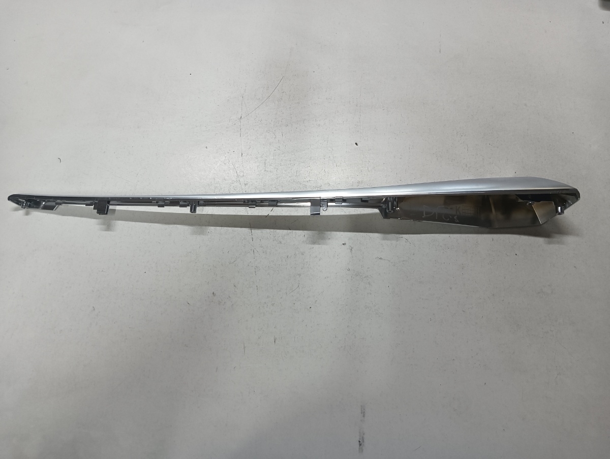 Ornament usa dreapta fata AUDI A6 C8, 4A2 2018 - > 2.0 40 TDI Mild Hybrid DFBA 4k0867586 – foto 2