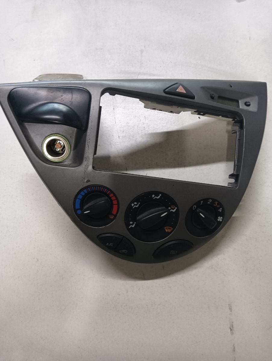 Climatizare FORD FOCUS Estate DNW 1999 - 2007