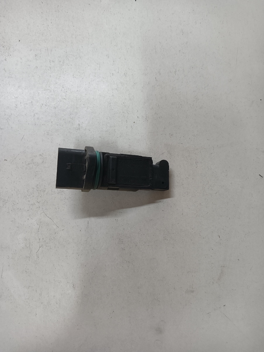 Debitmetru aer  VOLKSWAGEN JETTA III 1K2 2004 - 2010 F00c2g2040