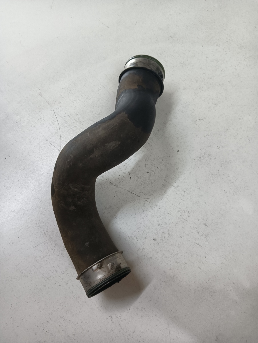Furtun intercooler VOLKSWAGEN TRANSPORTER V Box 7HA, 7HH, 7EA, 7EH 2003 - > 1.9 TDI BRS
