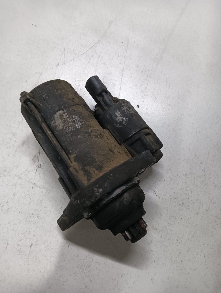 Electromotor VOLKSWAGEN TRANSPORTER V Box 7HA, 7HH, 7EA, 7EH 2003 - > 1.9 TDI BRS