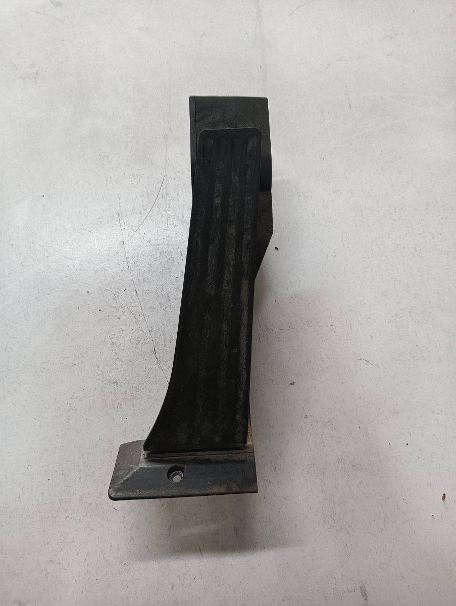 Pedala de acceleratie BMW 5 E60 2001 - 2010 2.5 525 d M57 D25 (256D1)