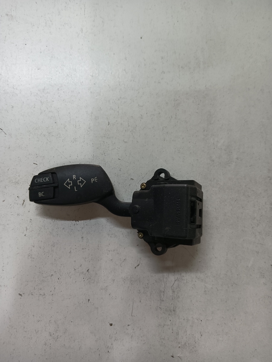 Maneta semnalizare  BMW 5 E60 2001 - 2010 6924103b