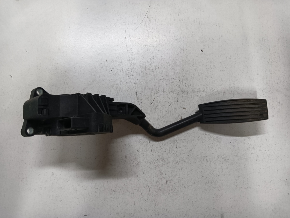 Pedala de acceleratie FIAT LINEA 323_, 110_ 2006 - > 5570202