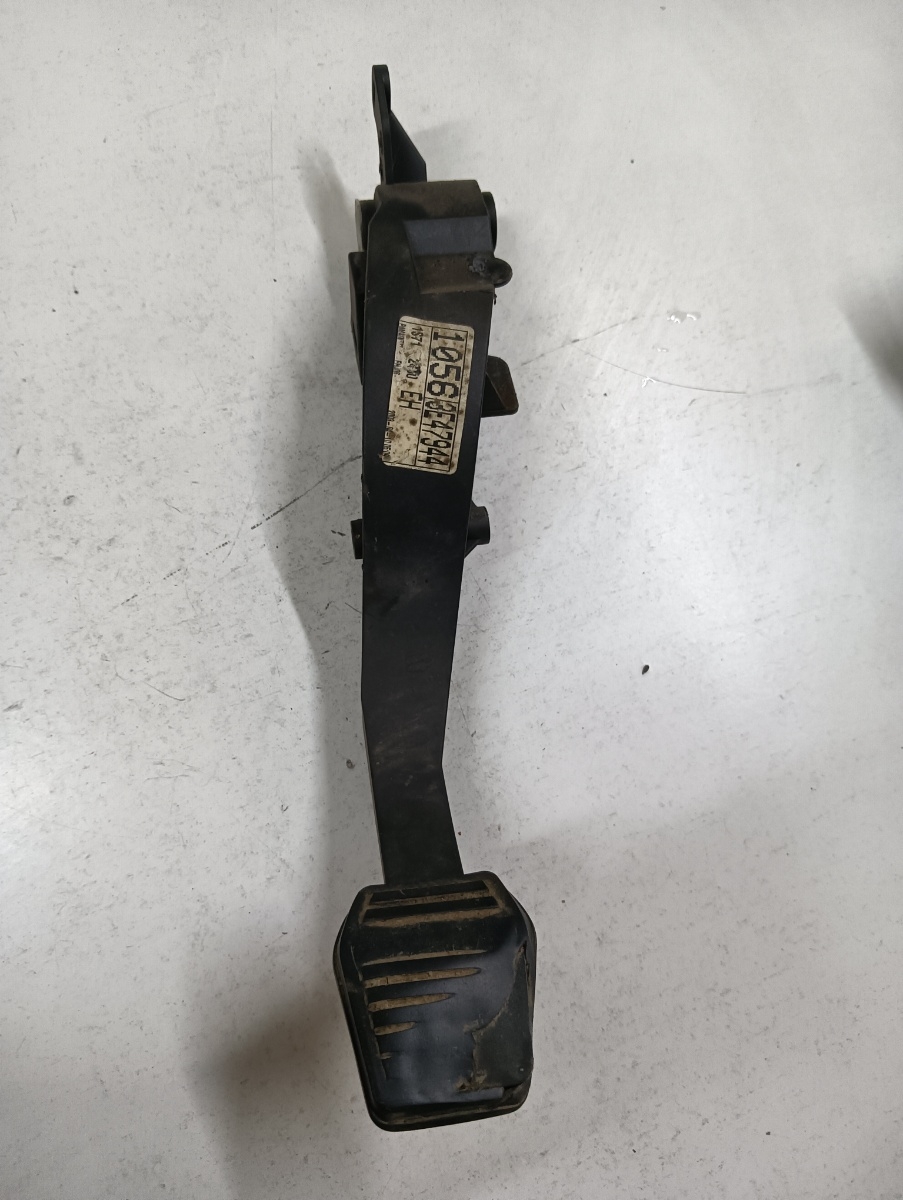 Pedala de acceleratie FORD MONDEO III B5Y 2000 - 2007 10563e47944