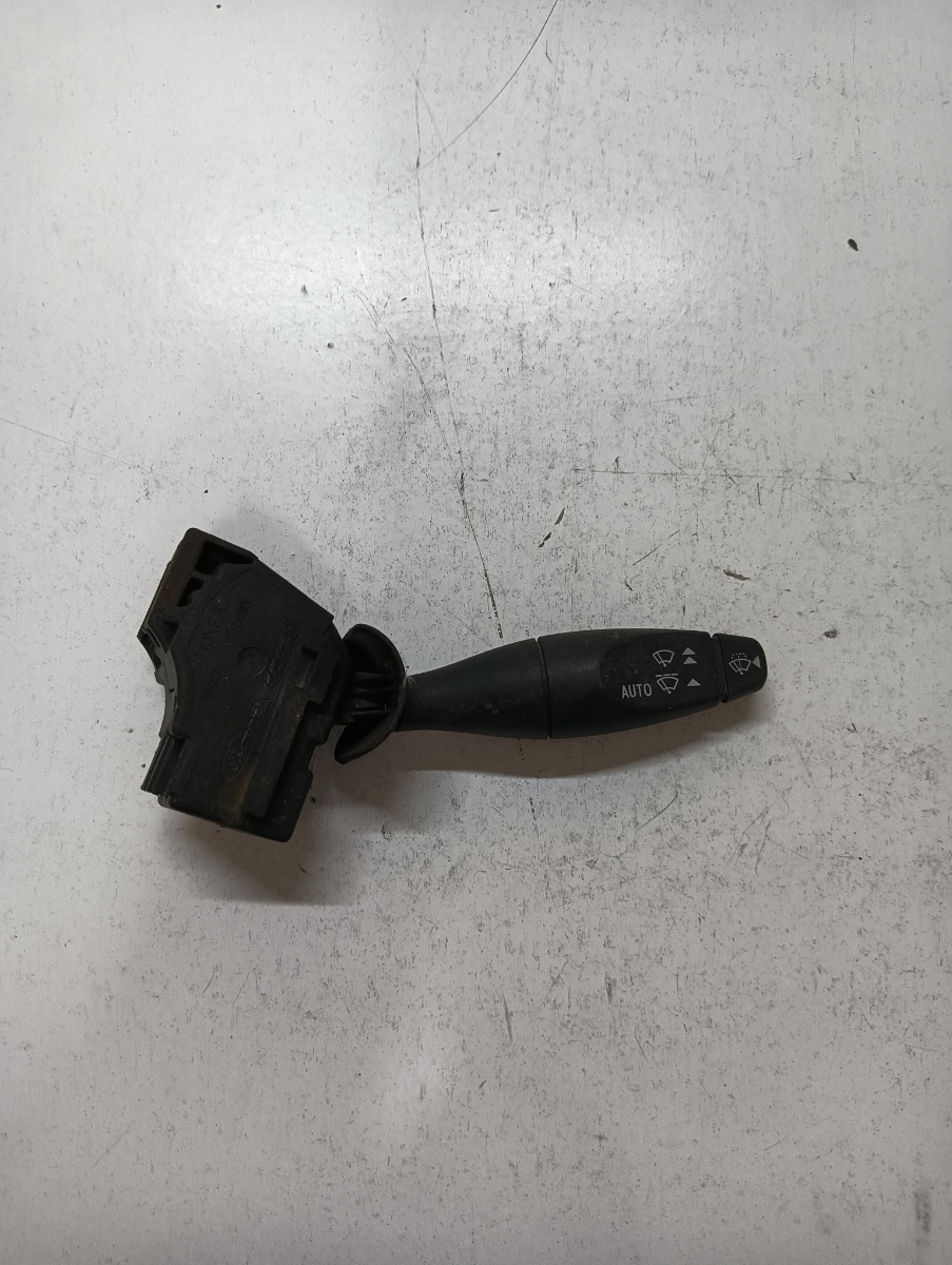 Maneta actionare stergatoare FORD MONDEO III B5Y 2000 - 2007