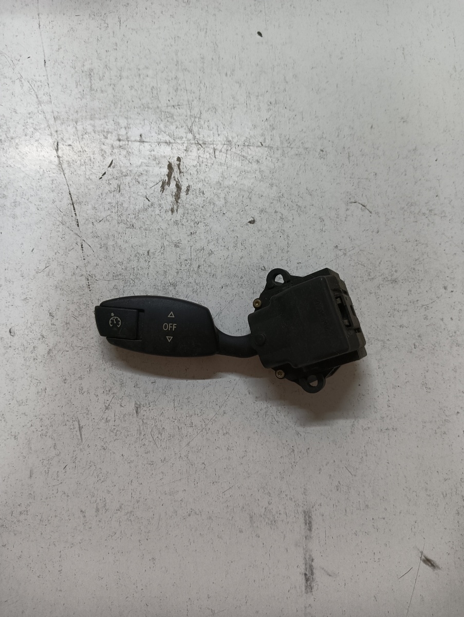 Maneta indicatoare de semnalizare BMW 5 E60 2001 - 2010 6924104