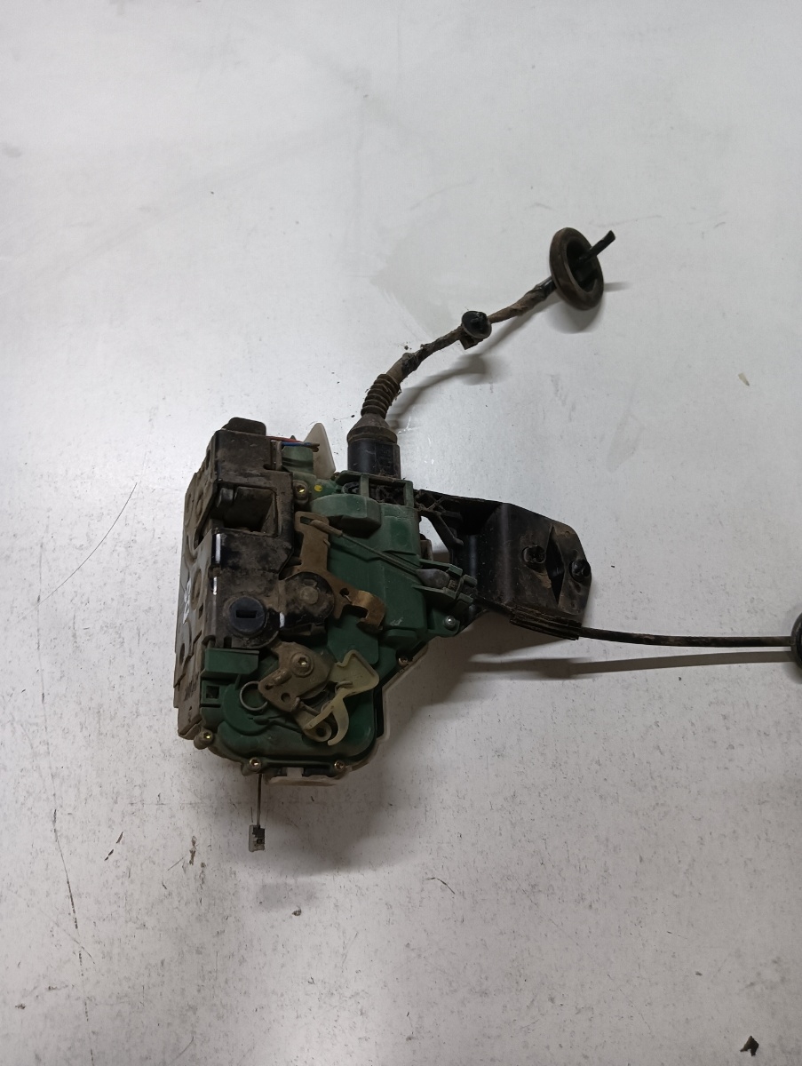 Broasca usa dreapta spate VOLKSWAGEN PASSAT 3B3 2000 - 2005 – foto 2