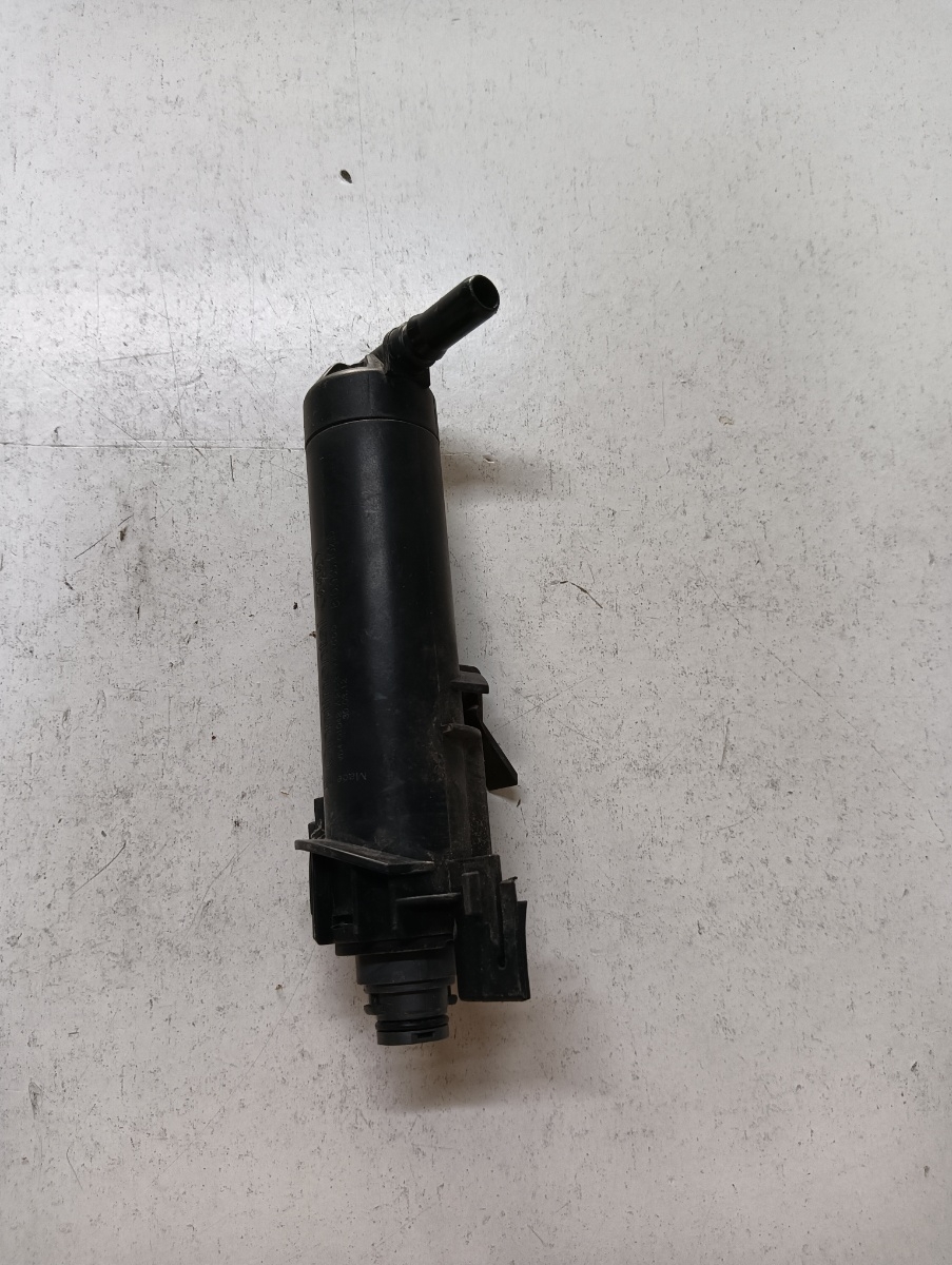 Spalator far dreapta fata AUDI A5/S5 8T3 2007 - 2017 8t0955102d